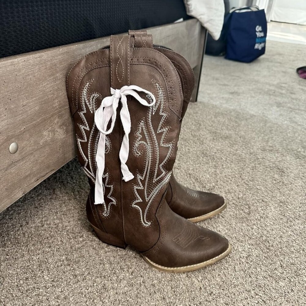 🆕Women Dark Brown Synthetic Embroidered Pointy Toe Comfortable Chunky Heel Boot